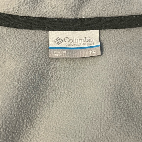 COLUMBIA Men's XL Gray Full-Zip Soft
Shell Jacket - Picture 6 of 8